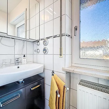 Lägenhet Seeglueck By Interhome